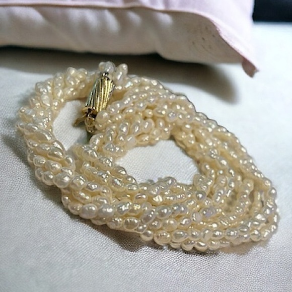 Lustrous 5-Strand Freshwater Pearl Necklace 18” - Picture 5 of 12